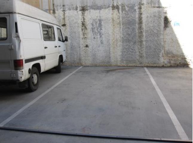 Parking en venta en Rubí photo 0