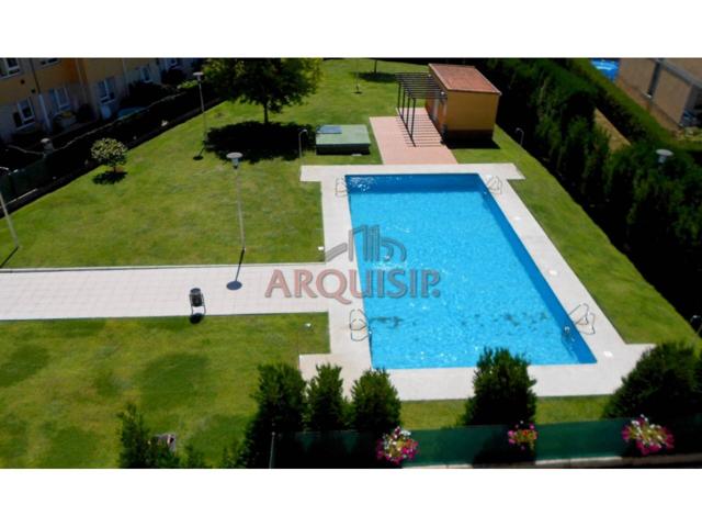 Piso de 2 habitaciones en Campos de Mirabel photo 0