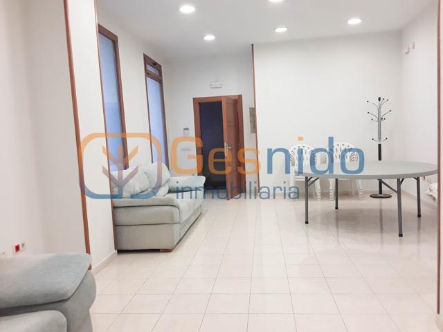 Oficina de 45m² en alquiler próximo al Acueducto - Segovia photo 0