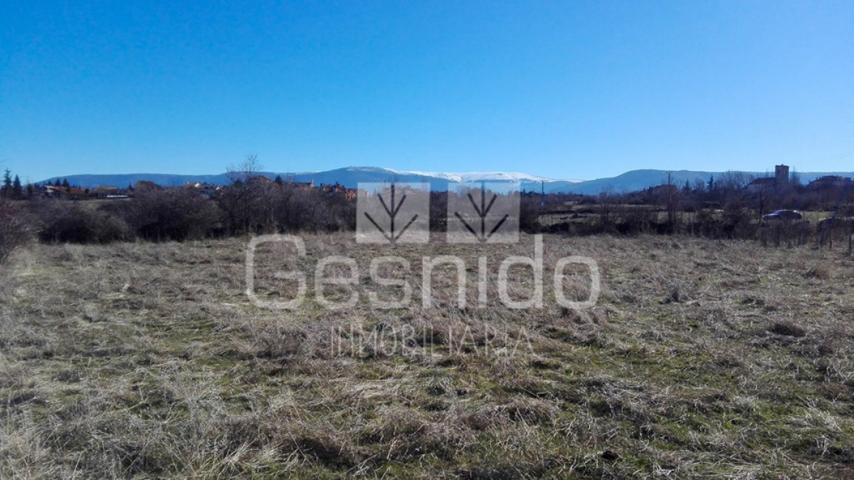 FINCA RÚSTICA en VENTA de 2.360m² en TORRECABALLEROS - SEGOVIA photo 0