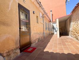 ENTRAÑABLE CASA en LOS HUERTOS (SEGOVIA) con 3 HABITACIONES y PATIO photo 0