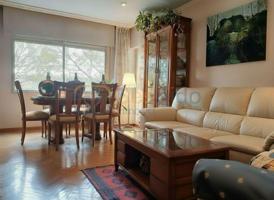 Se vende PISO en zona SAN LORENZO (Segovia) de 3 DORMITORIOS, 1 BAÑO y GARAJE photo 0