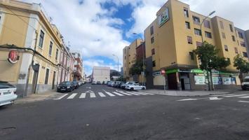 🏢 Piso en venta de 3 habitaciones en la zona del Puerto de Las Palmas 🏖️ photo 0