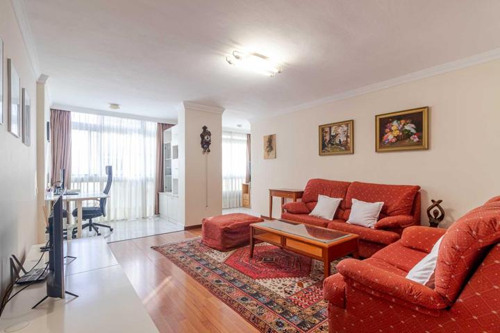 Alquiler de piso en Mesa y López: 7ª Planta Amueblada y Exterior photo 0