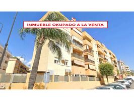 Piso en venta en Las Lagunas(29651) photo 0