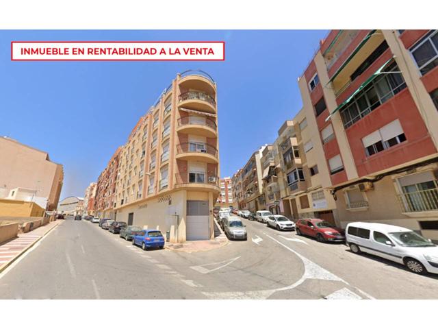 Piso en venta en Adra photo 0