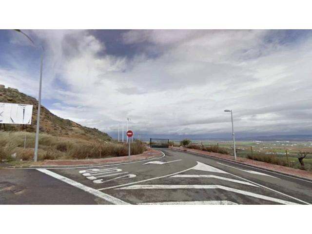 Terreno en venta en Recinto Ferial-Circunvalación-La Vega photo 0