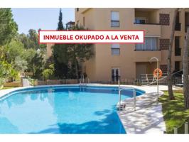 Piso en venta en Elviria photo 0