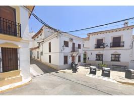 Casa en venta en Arriate photo 0
