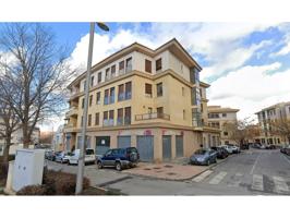 Local en venta en Guadix photo 0