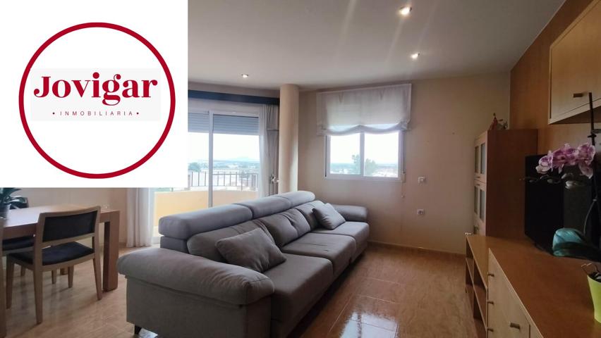 Espectacular vivienda de 3 dormitorios, muy luminosa, equipada y vistas despejadas photo 0