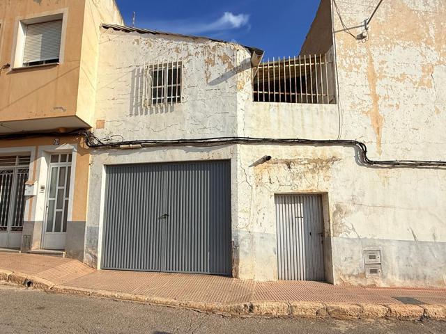Oportunidad de Inversión: Casa Solar en Totana cerca del Mercadona photo 0