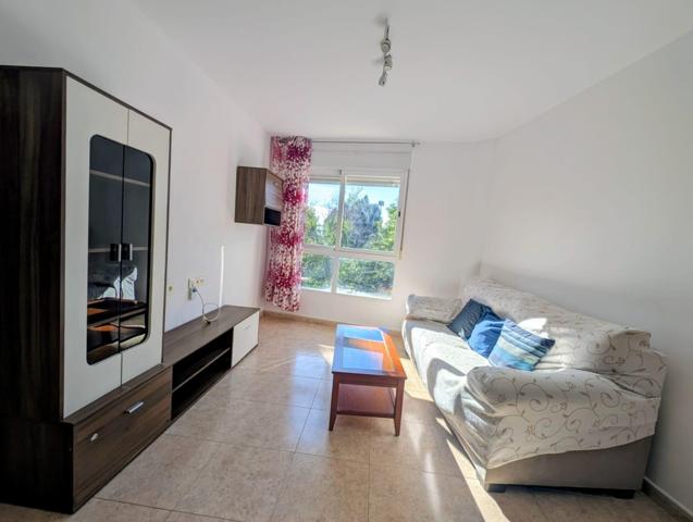 Ámplio y luminoso, este piso destaca sobre todo por su sensacional precio. photo 0