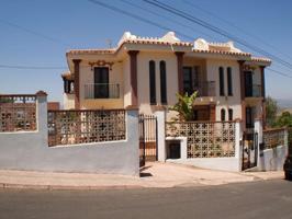 Villa En venta en Alhaurín de la Torre photo 0