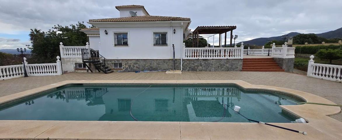 Villa En venta en Alhaurín de la Torre photo 0