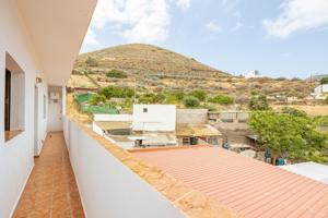 PISO EN MARZAGAN (TELDE) photo 0