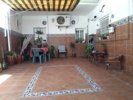 SE VENDE EDIFICIO COMPUESTO DE DOS PISOS Y COCHERA INDEPENDIENTE photo 0