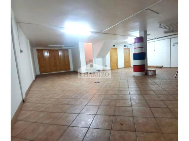 GRAN CASA UNIFAMILIAR EN URBANIZACION CON AMPLIO GARAJE EN VILLANUEVA DE LA SERENA ‼️‼️ photo 0