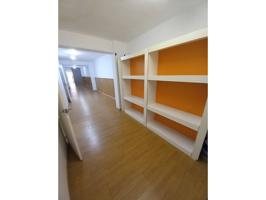 LOCAL EN SANTS DE 71m2. photo 0