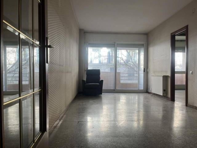 PISO DE 87m2 Y 4 DORMITORIOS. photo 0