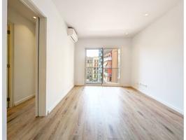OPORTUNIDAD. Piso con 4 Dormitorios. photo 0