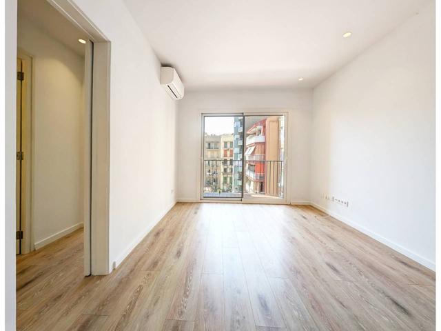OPORTUNIDAD. Piso con 4 Dormitorios. photo 0