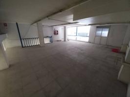 LOCAL COMERCIAL DE 238m2 photo 0