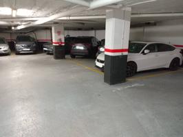 PARKING EN LES CORTS. photo 0