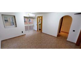 PISO REFORMADO EN NOU BARRIS photo 0