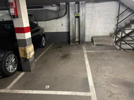 Parking en venta en Carretera de Colblanc .Cerca del metro Collblanc y Av. Madrid (Les Corts x Sants X Hospitalet)  Coche pequeño photo 0