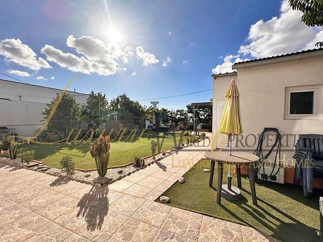 Casa independiente en Buzanada photo 0