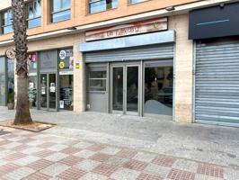 ¡Última Oportunidad! Local Comercial Estratégico de 76m² en Tomares photo 0