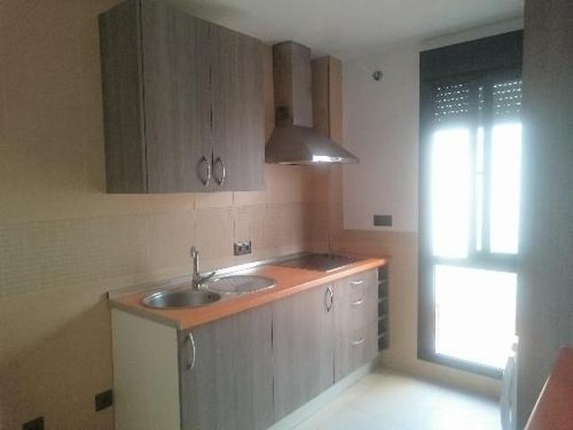 PISO SOLO COCINA AMUEBLADA CON PATIOS Y TRASTERO photo 0