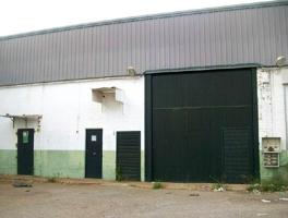Oportunidad de Inversión: Amplia Nave Industrial en Polígono Fuente del Rey Bellavista. photo 0