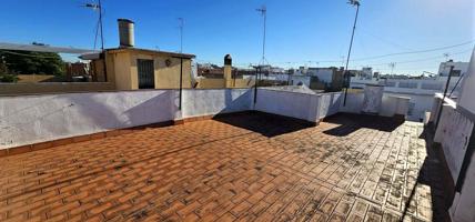 ¡TU HOGAR IDEAL TE ESPERA EN DOS HERMANAS! Espacio, Luz y Vida Exterior photo 0