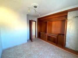 GRAN PISO EN DOS HERMANAS photo 0