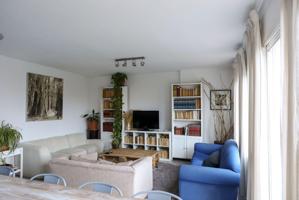 CHALET ADOSADO EN POZUELO photo 0