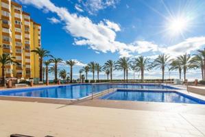 Piso En alquiler en Algarorbo Costa, Algarrobo photo 0