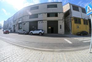 Nave comercial en Plasencia photo 0