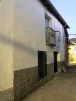 Casa en la calle Del Caño ( Aldeanueva del Camino) photo 0