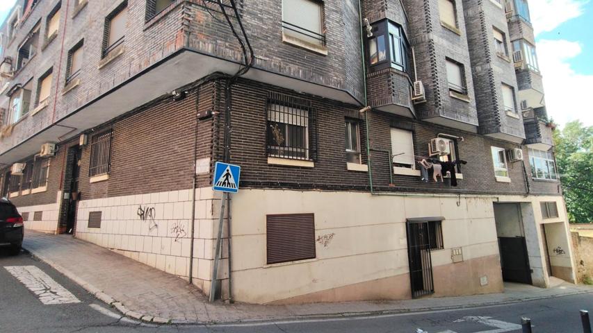 GARAJE EN LA CALLE RAMOS COLLAZO photo 0