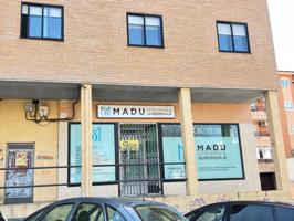 Local Comercial en la AVD Extremadura photo 0