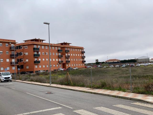 Suelo en venta en Almendralejo photo 0