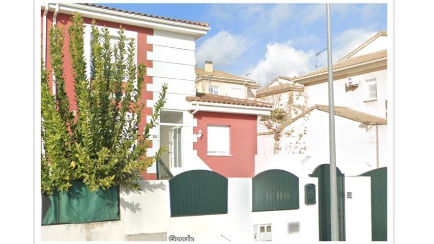 Casa o chalet en venta en calle Esparraguera s-n photo 0