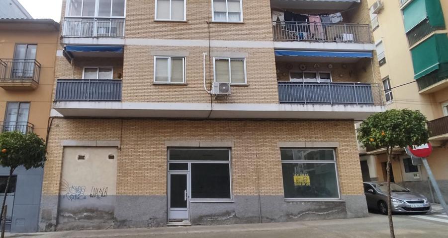LOCAL COMERCIAL EN SOR VALENTINA MIRON EN ALQUILER photo 0