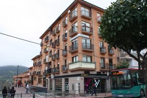 Amplio y Luminoso Apartamento en Avenida Alfonso VIII photo 0