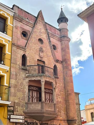 CASA EMBLEMÁTICA EN PLASENCIA photo 0