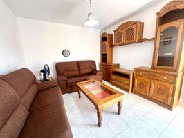Piso en venta en Plaza de los Pinos, Plasencia. photo 0