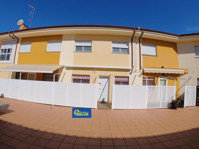 Zona privilegiada... ciudad jardín. ¡ Esta es tu nueva casa ! photo 0