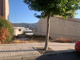 Terreno Urbano en Ciudad Jardín, Plasencia - Oportunidad Única photo 0